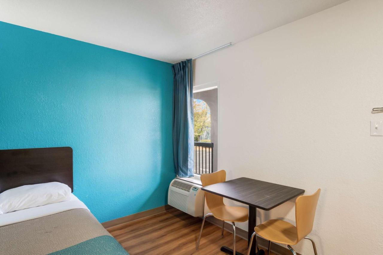 Motel 6-Lexington, Ky - Airport Экстерьер фото